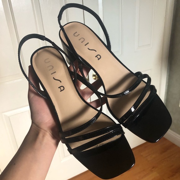 Unisa Marika Sandal in Black - Picture 3 of 5